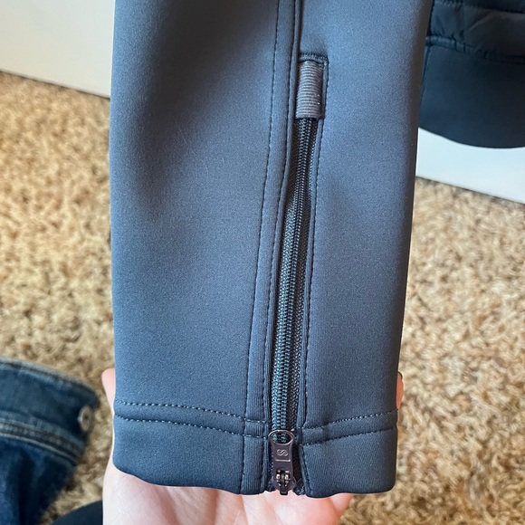 Athlesiure Jacket - Picture 5 of 5